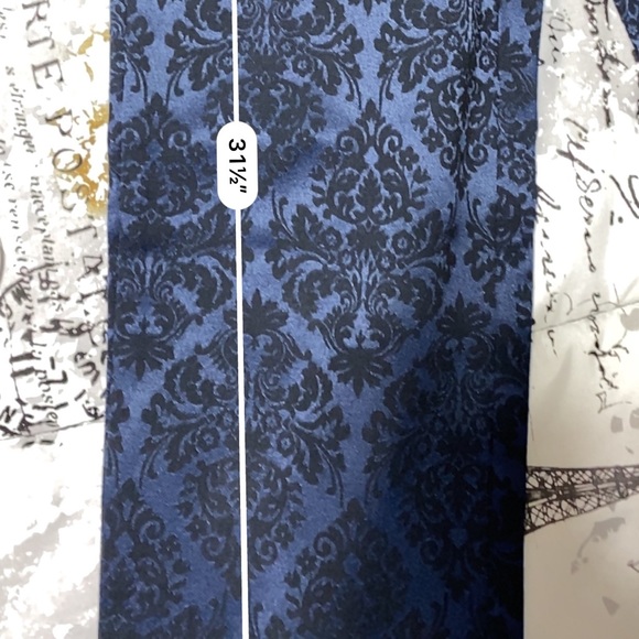 Old Navy pants - Picture 5 of 5